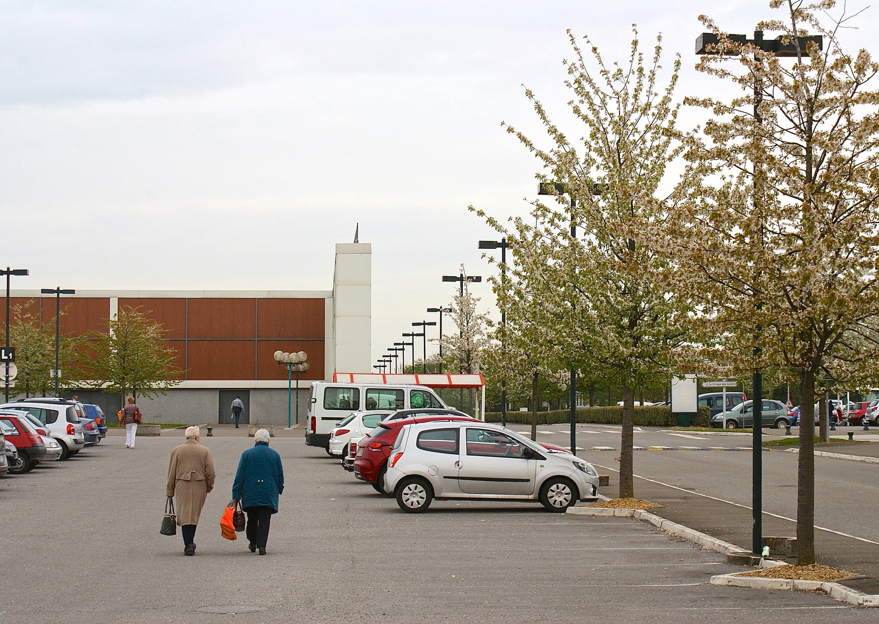 Hypermarchons, Série infrastructure, Maurepas, A. Figgis 2013