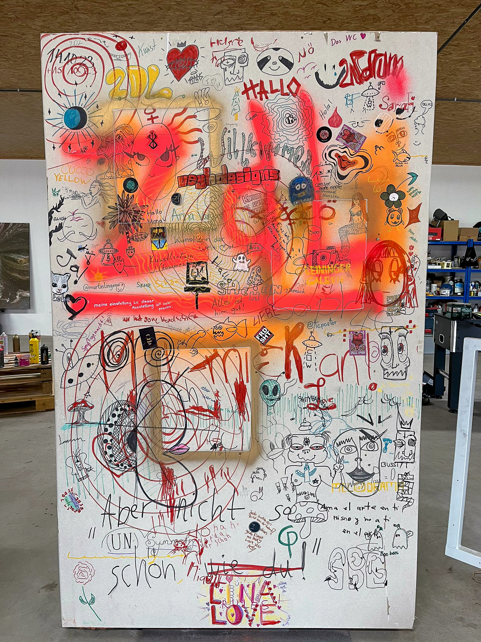 Die Gemeinschafts-Kunst-Wand von "Zwischen den Linien - Season 2"