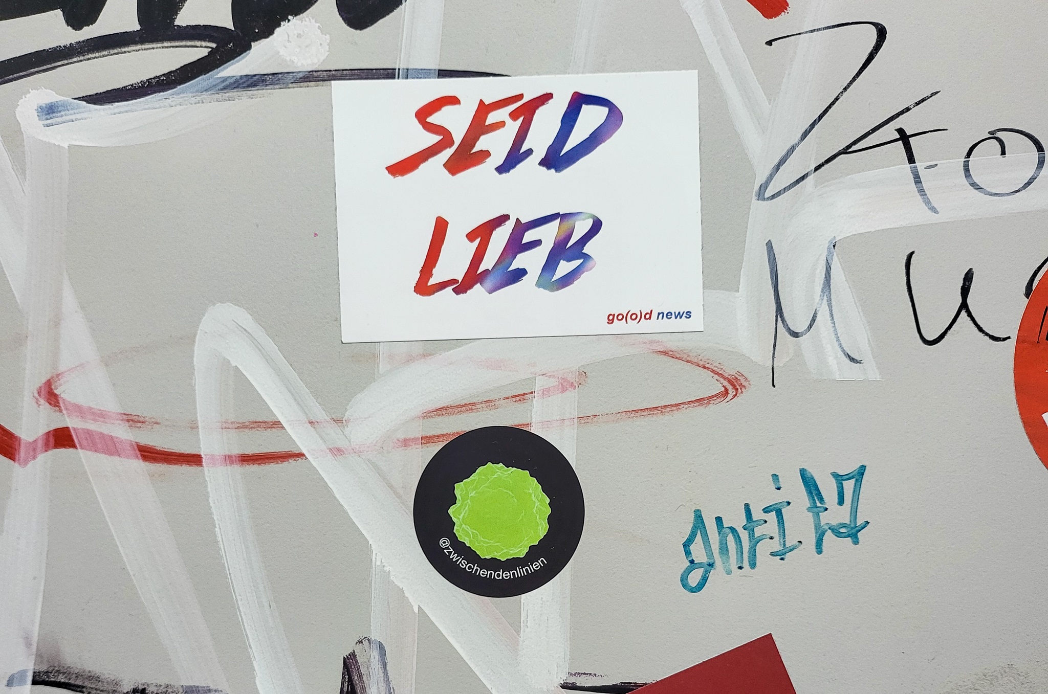kleiner Blob-Sticker zu Zwischen den Linien - Season 3