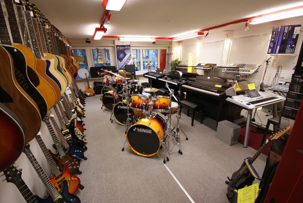 Musikhaus Music & Drummer Shop Luzern INTERNATIONALE MUSIKSCHULE