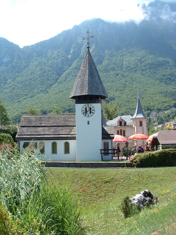 Eglise de Saanen dans l'Oberland bernois (région de Gstaad).