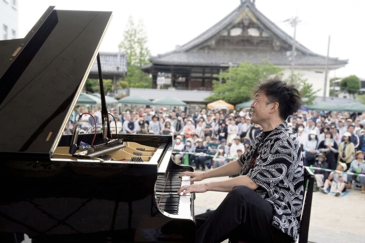 Jazz/Latin Pianist 朱 恵仁 のオフィシャルサイト - Jazz/Latin