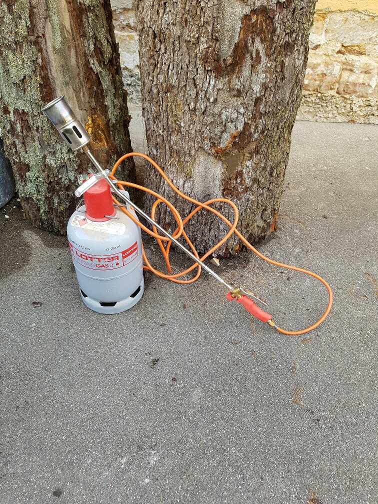 Gasbrenner für exklusive geschwärzte Oberflächen