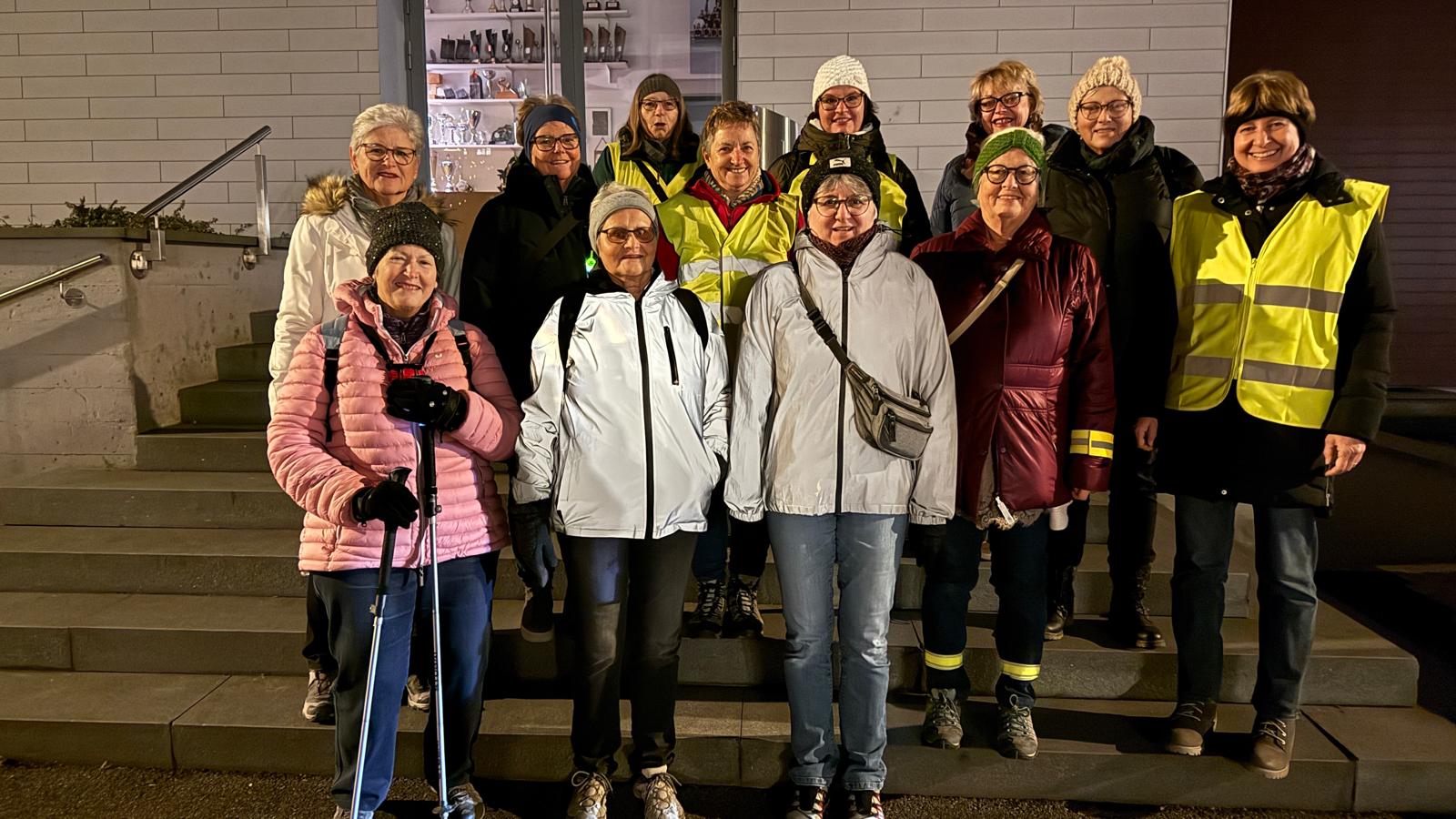 Besammlung in Wangen -> Spaziergang nach Galgenen