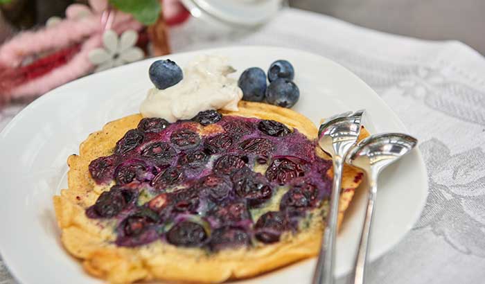 Dicker Heidelbeer-Pfannkuchen - hierzulande