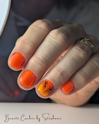 Nail art palmier semi permanent orange Ongles La Ravoire