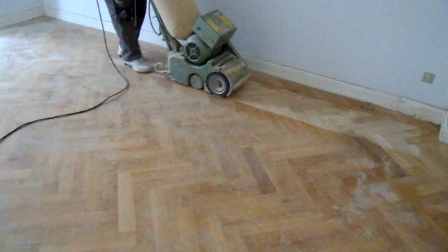 How to sand parquet