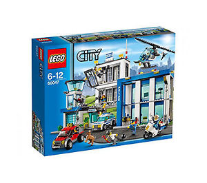 Lego City 60047 - Stazione di Polizia € 150.00
