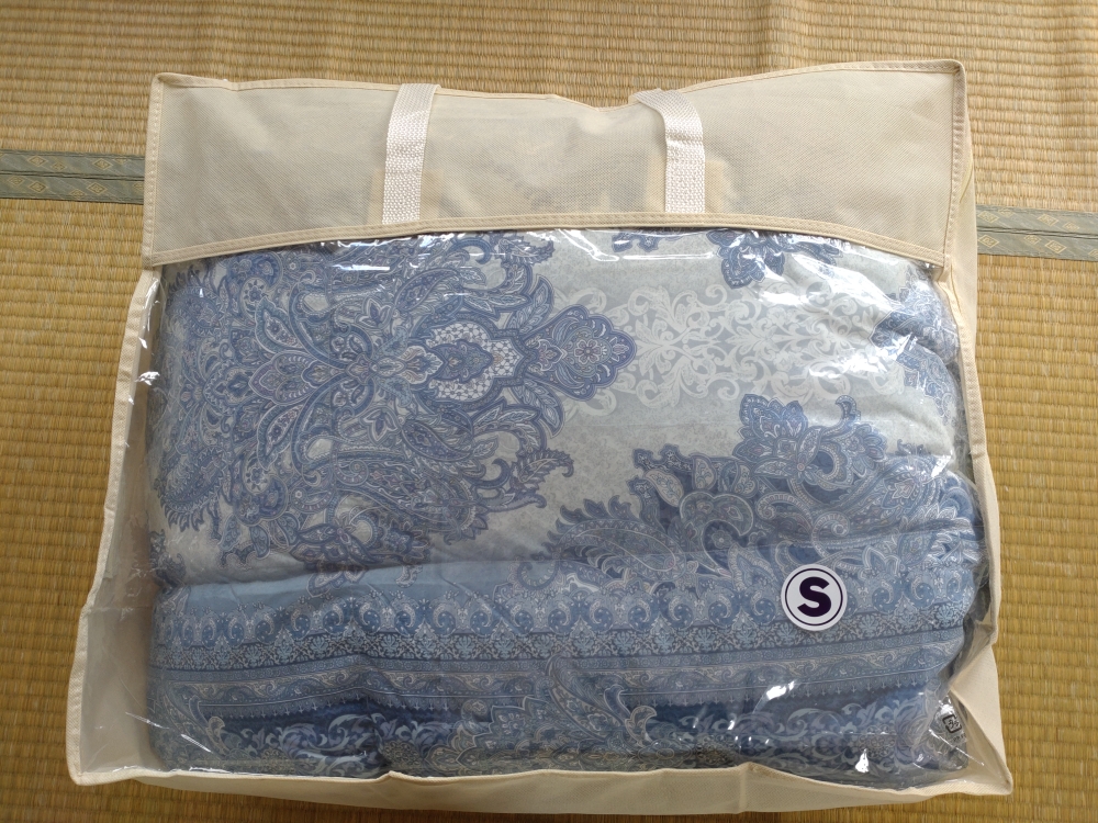 羽毛ふとん　日本製　ダウン85% フェザー15% 1.2kg　¥26,180
