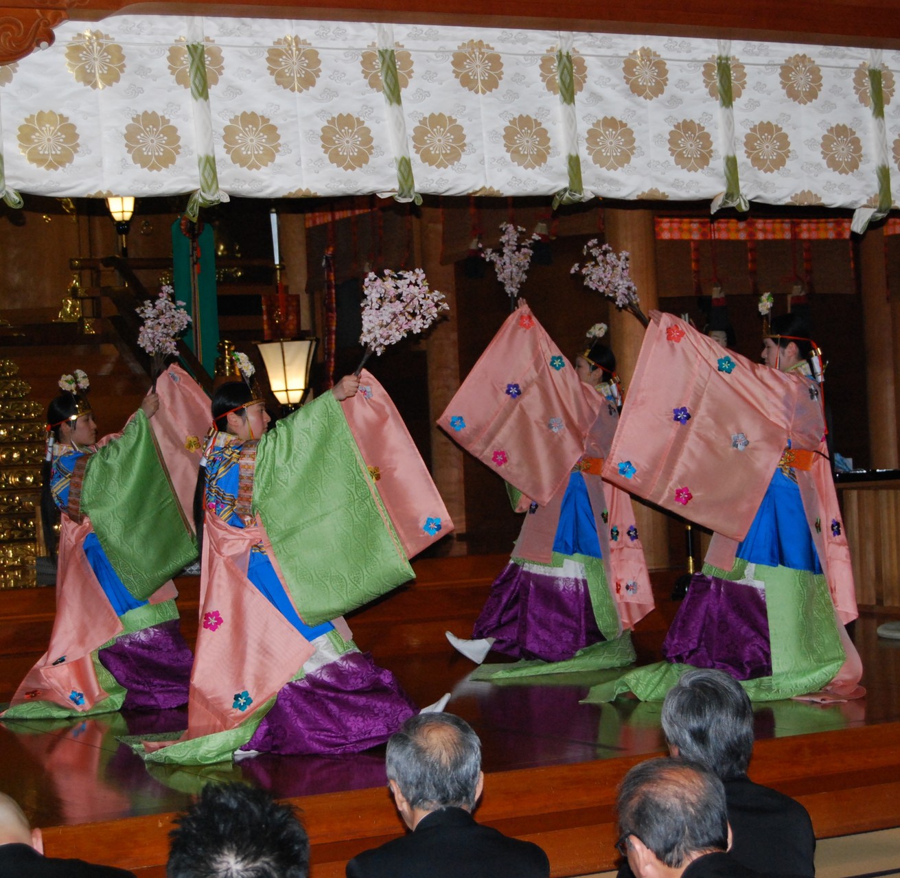 神鈴 神楽鈴 巫女鈴(無料 宮司によるご祈願つき ) 放ち 神鈴 神楽鈴 巫女鈴(無料 宮司によるご祈願つき ) 放ち