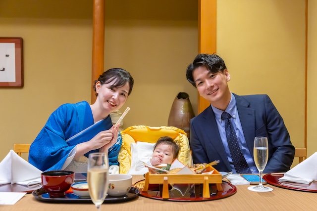 出張撮影　出張カメラマン　ロケーション撮影　自然体　女性カメラマン　お宮参り　練馬区　石神井氷川神社