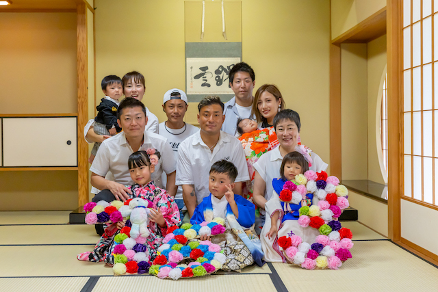 出張撮影　出張カメラマン　女性カメラマン　お支度からの七五三　七五三　記念写真　自然体　お宮参り