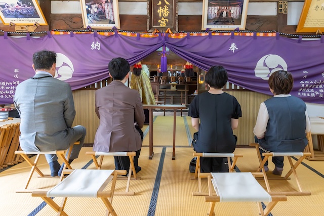 出張撮影　出張カメラマン　ロケーション撮影　練馬区　中村橋　中村八幡神社　女性カメラマン　お宮参り　記念撮影　自然体