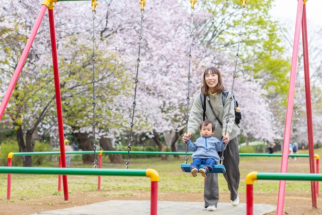 出張撮影 出張カメラマン ロケーション撮影 日常写真 育休 練馬区 石神井公園 育児 家族写真 親子写真 女性カメラマン フォトグラファー