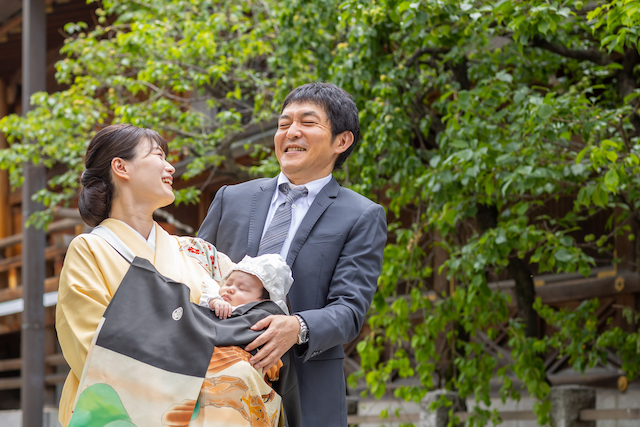 出張撮影　出張カメラマン　女性フォトグラファー　湯島天神　お宮参り　家族写真　記念写真