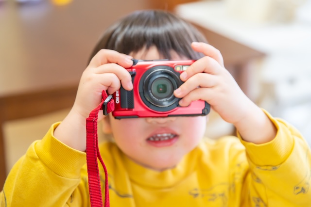 甥っ子が保育園の集合写真で下を向いていた話