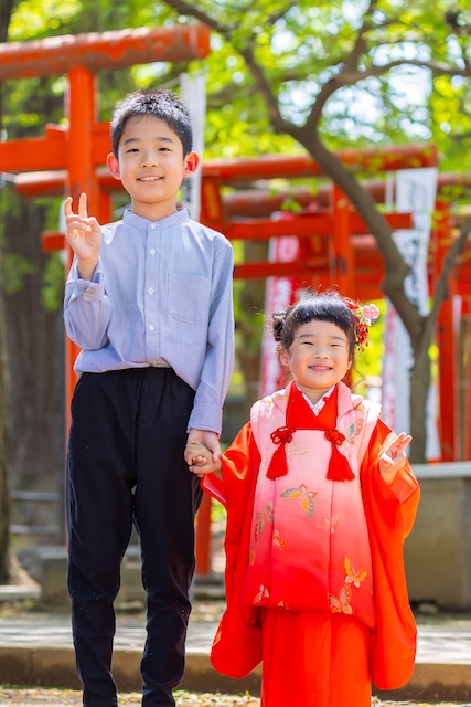 出張撮影　出張カメラマン　ロケーション撮影　春　七五三　鬼子母神堂　女性カメラマン　自然体