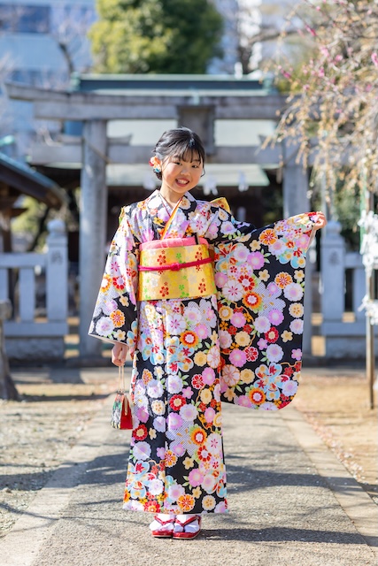 出張撮影　出張カメラマン　練馬区　光が丘　北野八幡神社　七五三　女性カメラマン　自然体