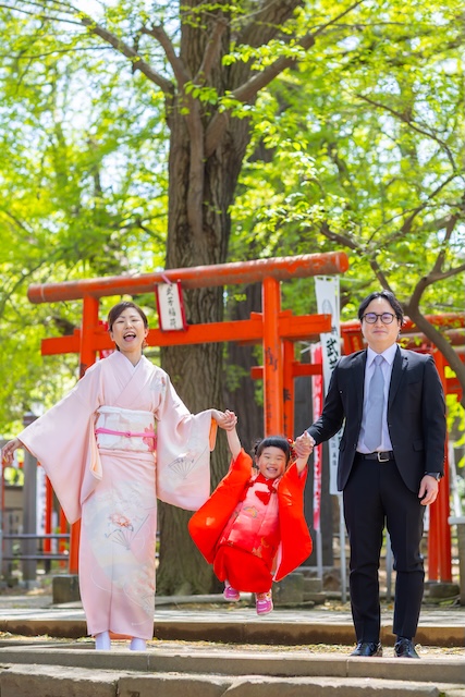 出張撮影　出張カメラマン　ロケーション撮影　春　七五三　鬼子母神堂　女性カメラマン　自然体