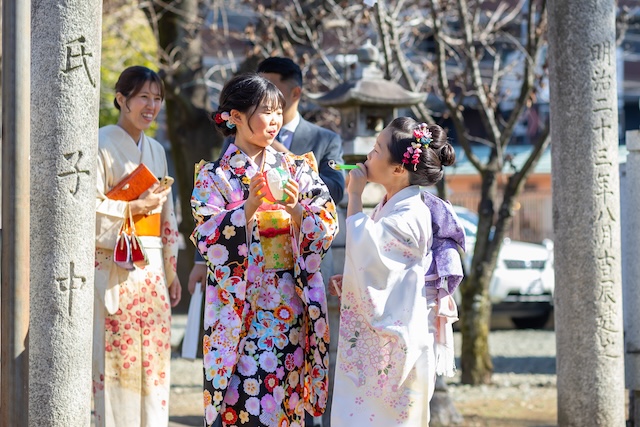 出張撮影　出張カメラマン　練馬区　光が丘　北野八幡神社　七五三　女性カメラマン　自然体