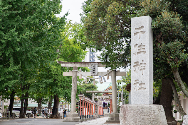 七五三の御祈祷の様子を撮影できる神社 千住神社のご紹介(東京・足立区)