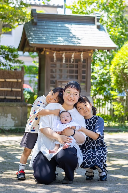 出張撮影　出張カメラマン　ロケーション撮影　家族写真　練馬区　石神井　光が丘　お宮参り　女性カメラマン　フォトグラファー