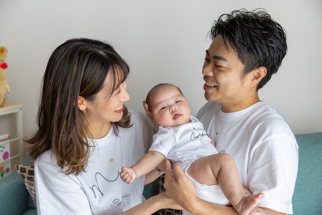 出張撮影　出張カメラマン　ロケーション撮影　女性カメラマン　練馬区　光が丘　3ヶ月　家族写真　記念写真