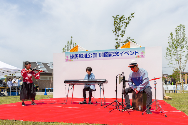 練馬区　豊島園　出張撮影　出張カメラマン　イベント撮影　女性カメラマン　ロケーション撮影　家族写真　練馬城址公園