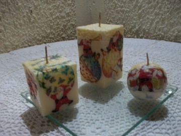VELAS DECORATIVAS NAVIDEÑAS.