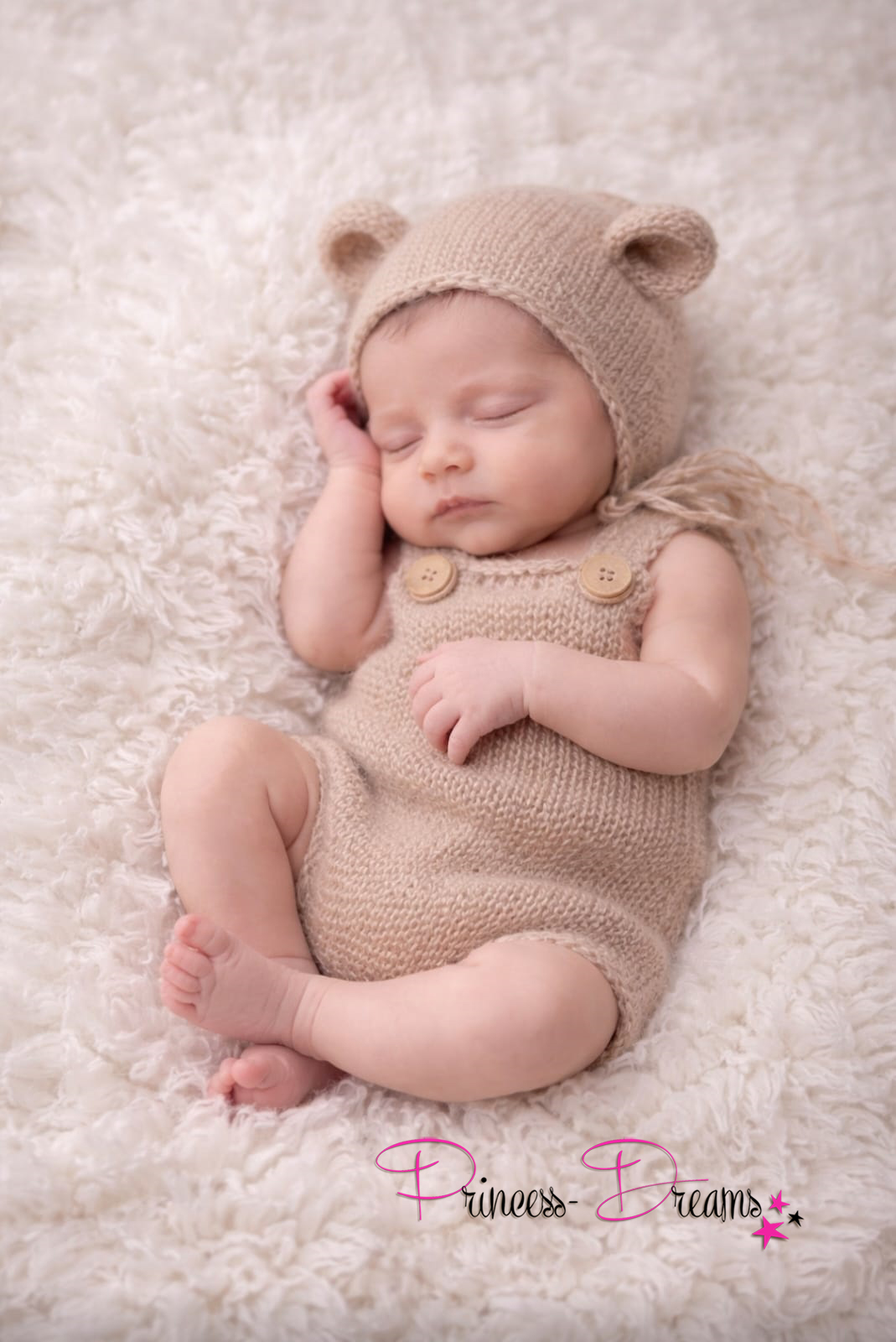 Newborn Outfit aus Mohair für Babyfotografie