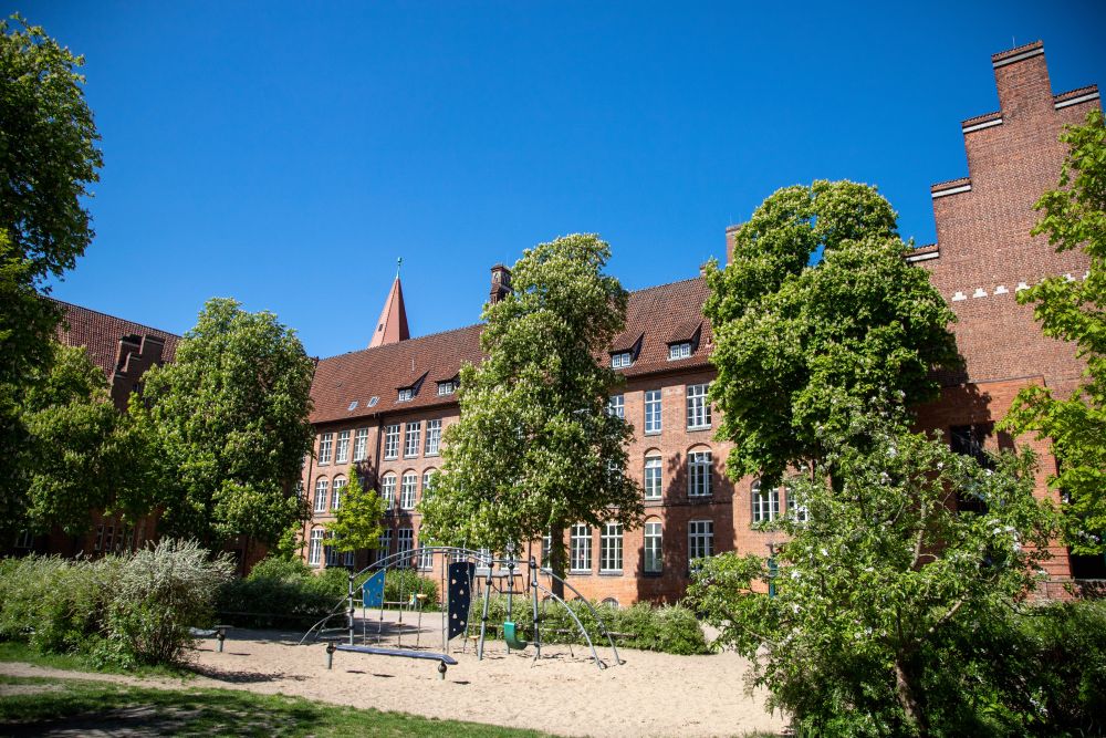 Historisches Schulgebäude saniert mit Hanfkalk