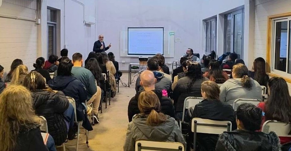 Leopoldo Fidyka dictó el módulo de Planes de Acción en la Diplomatura Superior en Gestión Integral del Cambio Climático