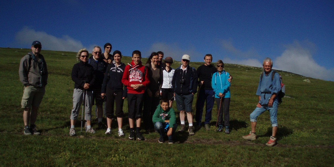 Nos courageux randonneurs en plein vent, à l'assaut du Pic Finiels, 1699m.