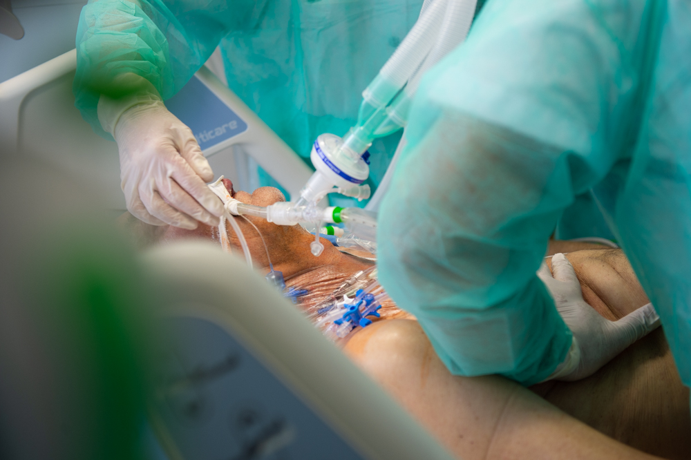 Coronavirus Covid-19 - Accueil des patients Covid au sein du service réanimation du CHD Vendée - Resuscitation service for Covid patients