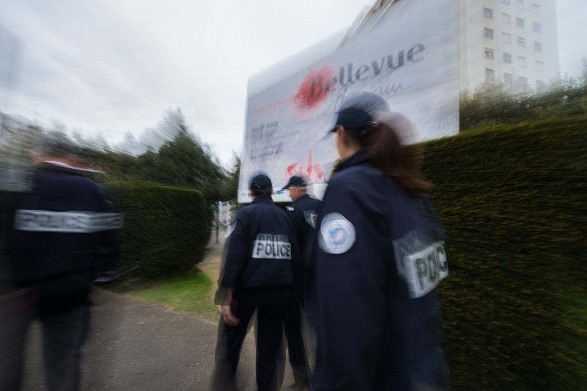 Patrouille de police à Nantes, quartier classé en zone de sécurité prioritaire - Police patrol / L'Express (2013)