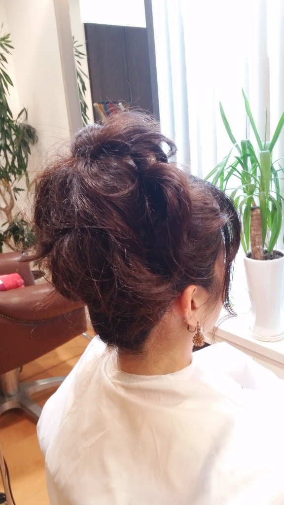 ライブで盛り上がりたい時はヘアもノリノリに❕