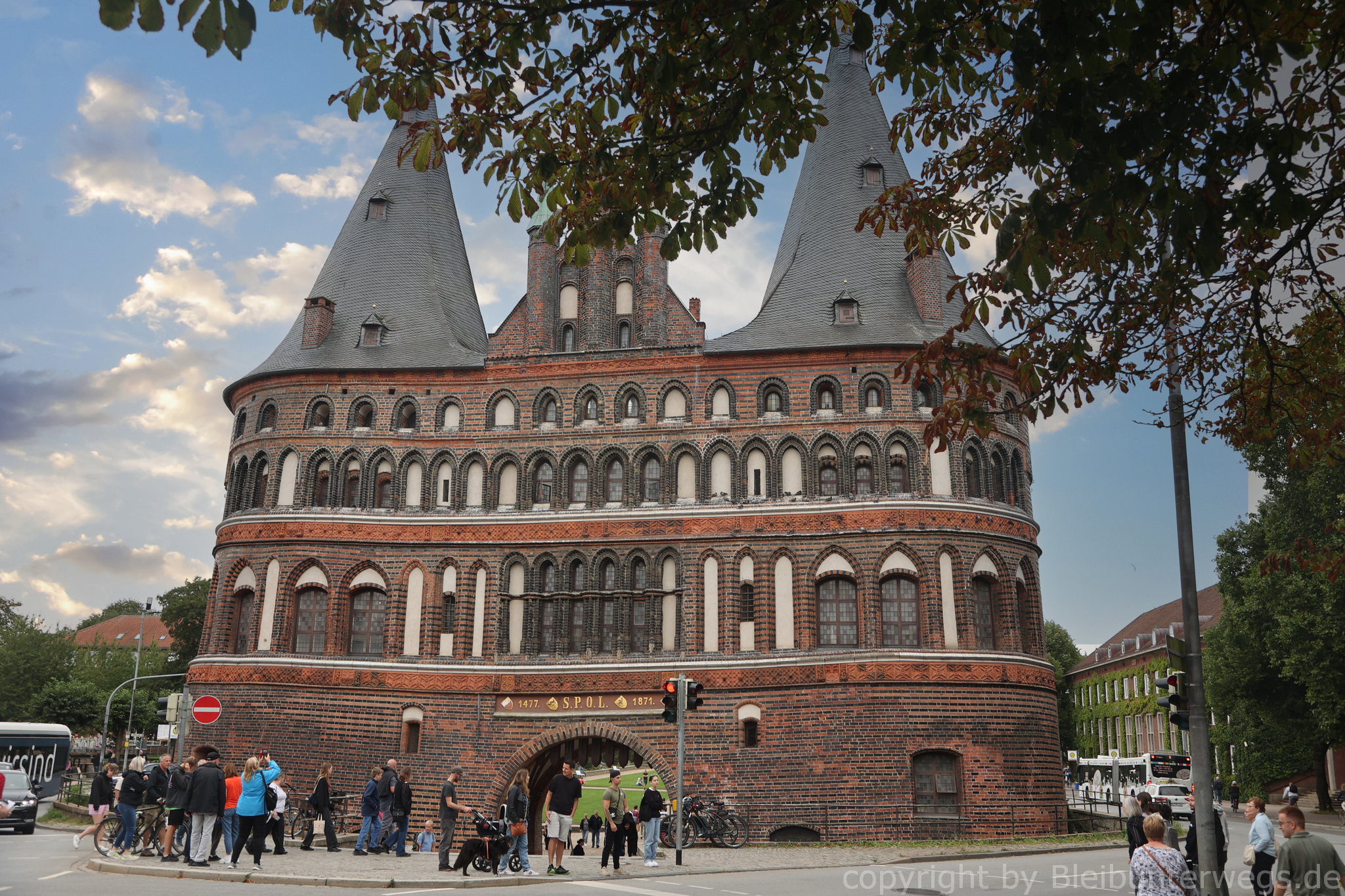 Holsten Tor!