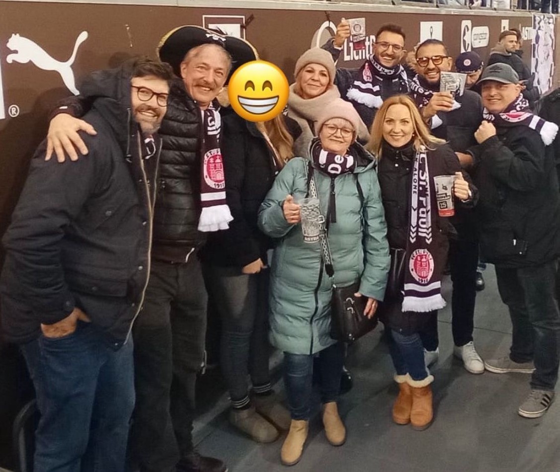Gregor, Lucas, Sara, Alexander, Ardeshir, Mehmet, Marion, Tatjana