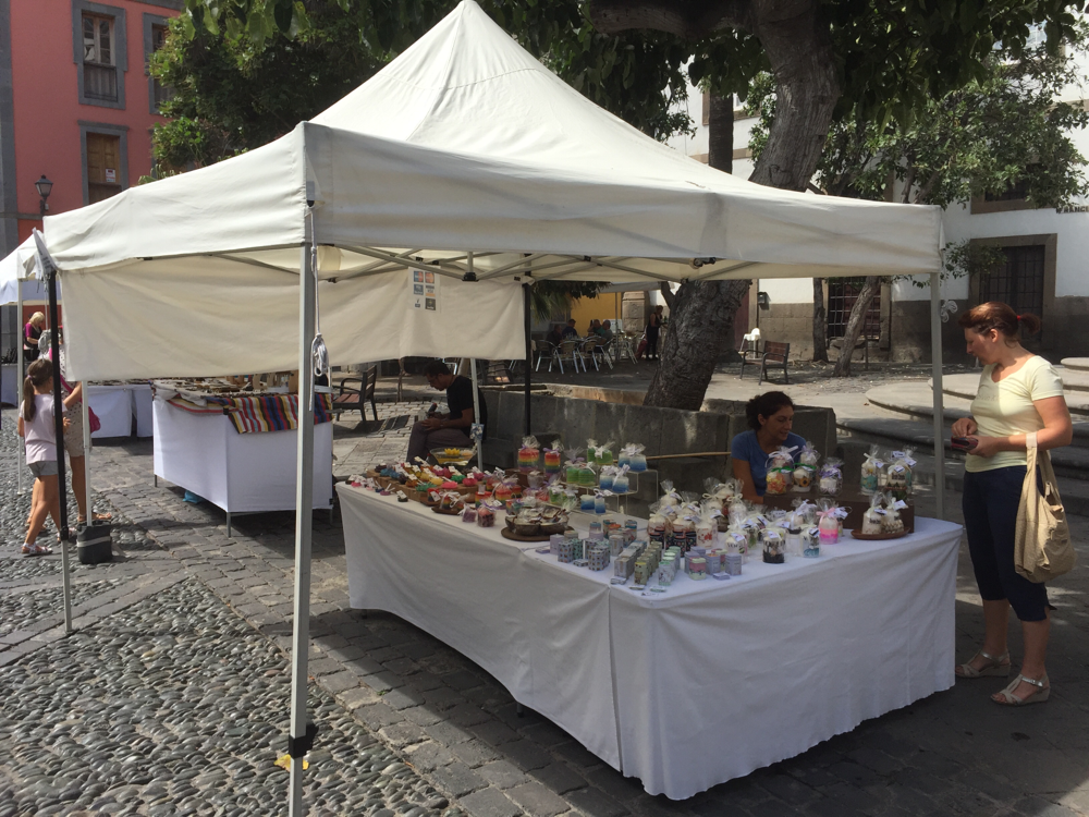 Mercadillo Artesanal en Vegueta el Domingo
