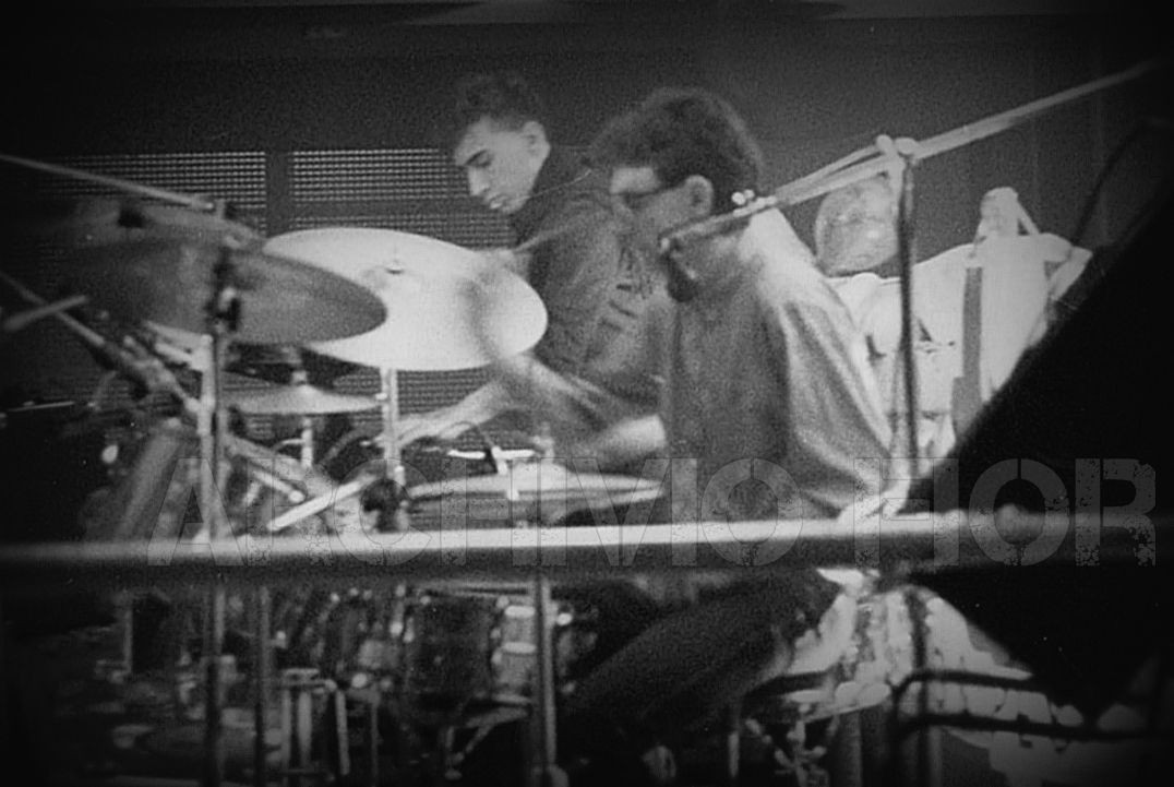 1987 - Neogrigio. Stefano Saletti ( percussioni) - Federico Festuccia ( Tastiere)
