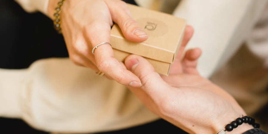 Quelles sont les démarches fiscales pour un don manuel ?