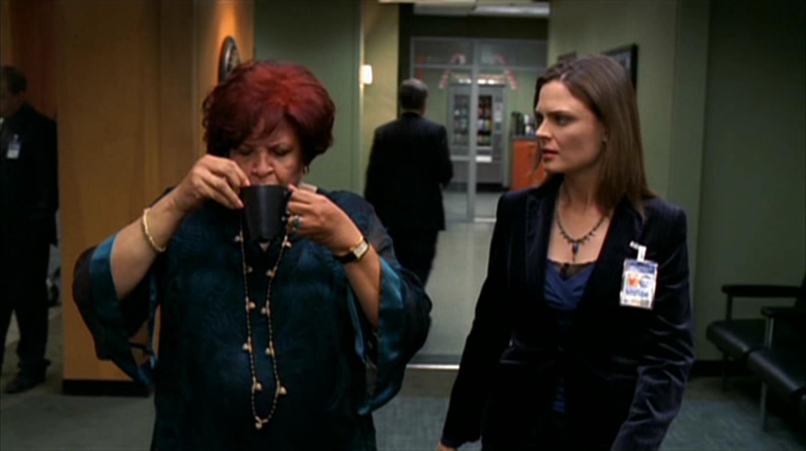 Caroline Julian Fansbones