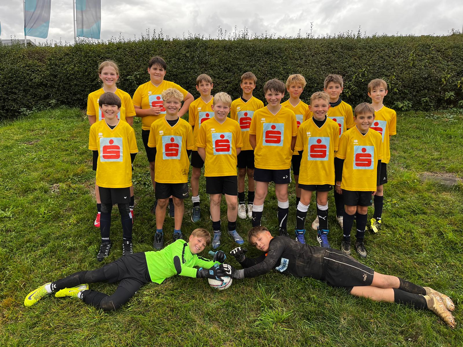  Unser Schulteam: Fußball Schülerliga Bezirksmeisterschaft