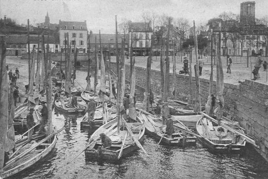 L’anse de Viarme à Lannion, l’arrivée des bateaux sabliers de Lannion