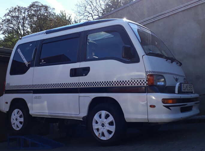 Subaru Libero E12 "Rennsemmel"