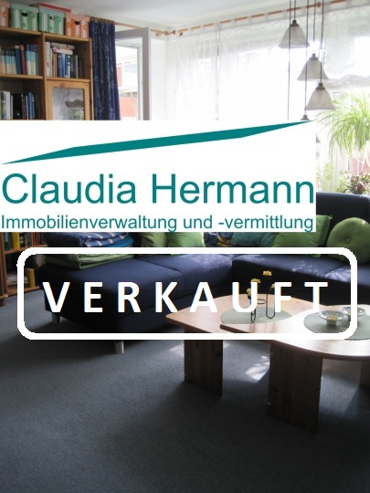 Wohnzimmer mit West-Balkon