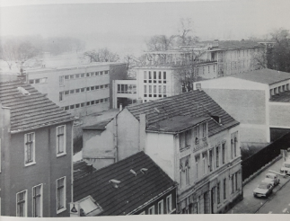Schulgebäude im Jahr 1980
