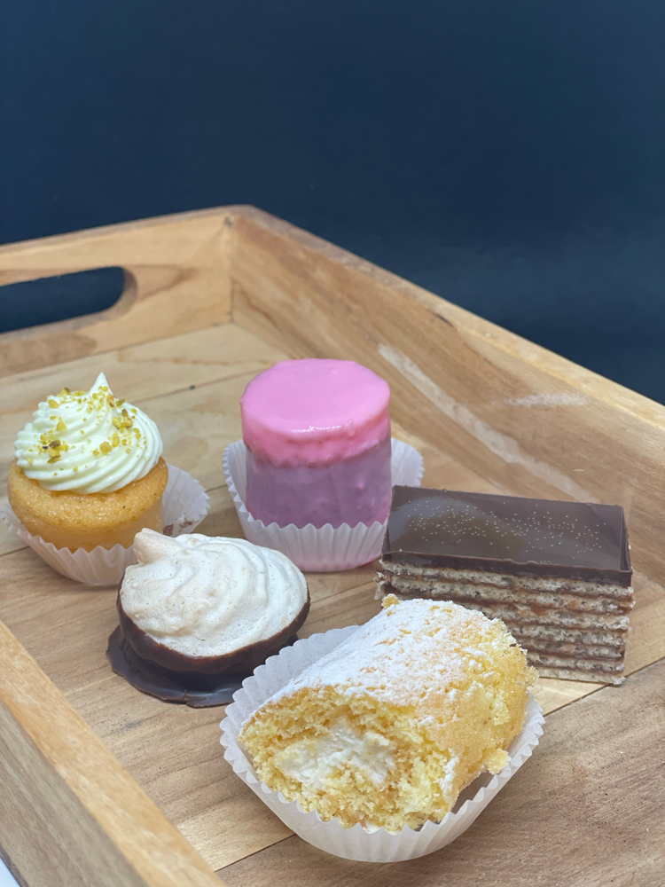Petit Four