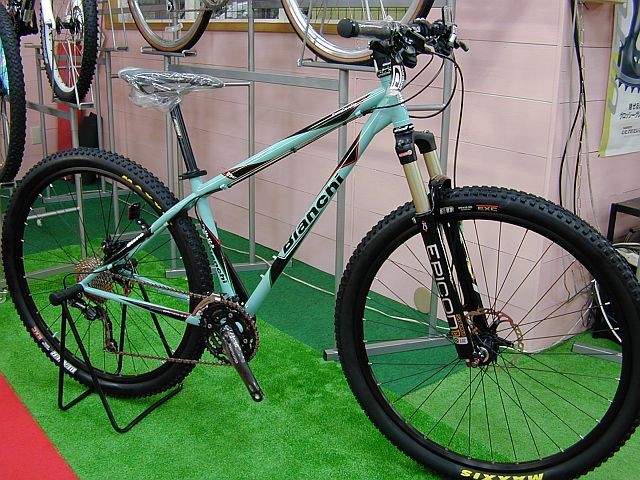 Bianchi Ferro Cavallo 26 ディスクフレームセット Bianchi Ferro Cavallo 26 ディスクフレームセット s-l1200.jpg