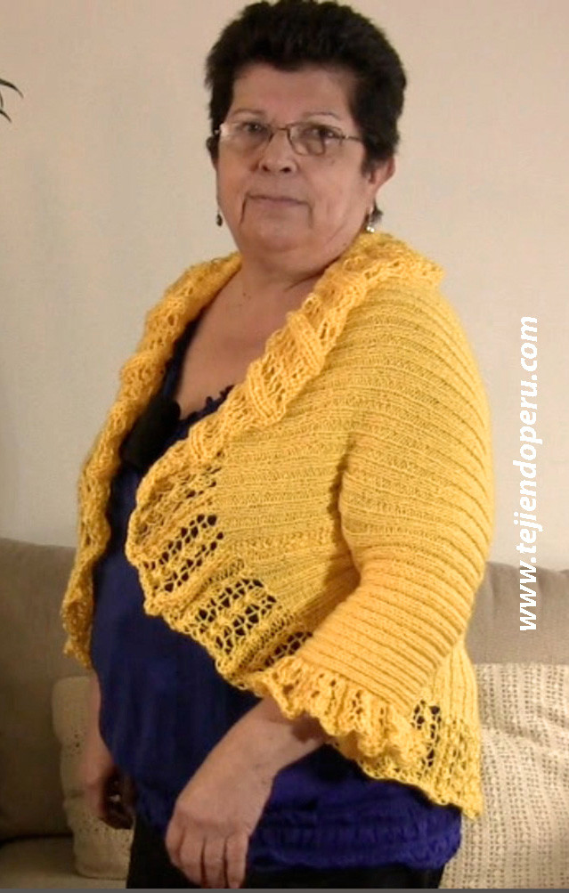 Bolero o mañanita con bobos calados - Tejiendo Perú
